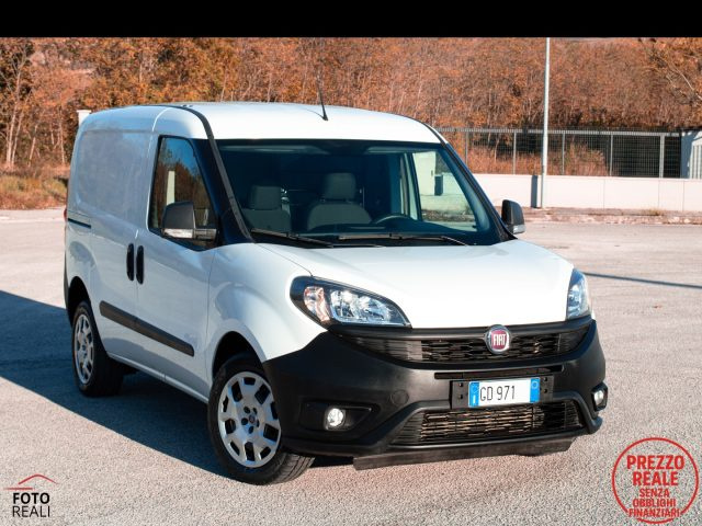 FIAT Doblo Bianco pastello