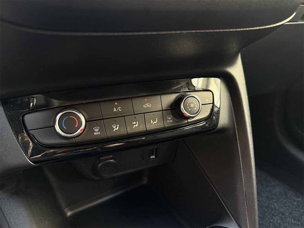 OPEL Corsa 1.5 Edition ADATTA A NEOPATENTATI UNI PROPRIETARIO - 17