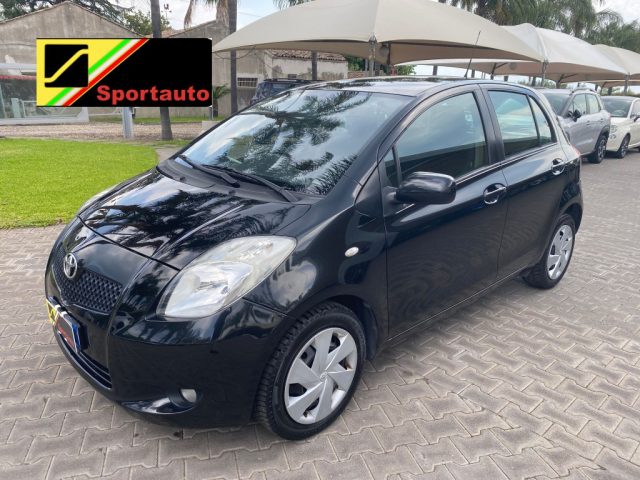 TOYOTA Yaris Nero metallizzato