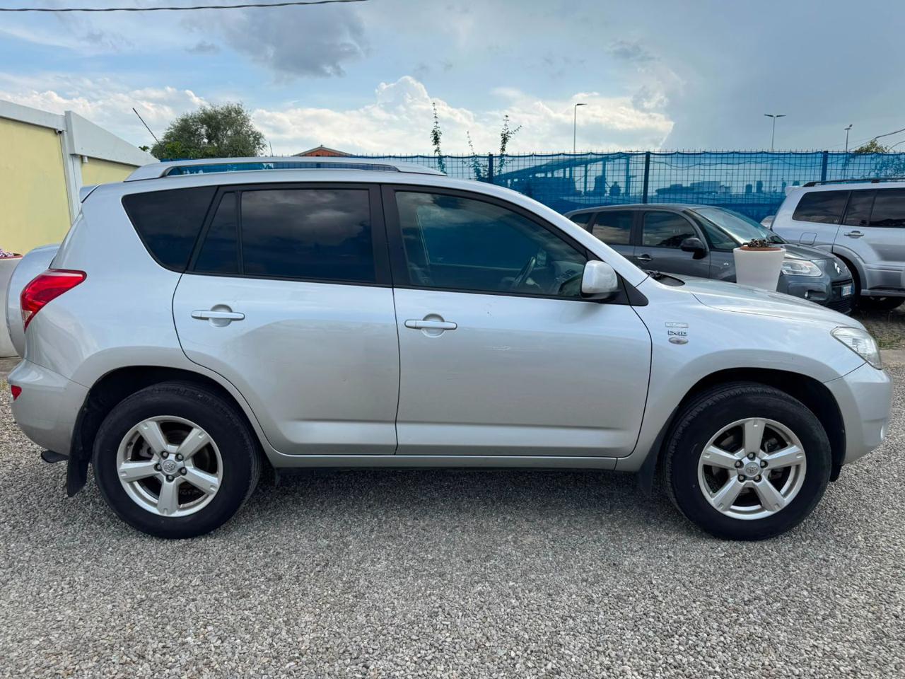 TOYOTA RAV 4 RAV4 2.2 D-4D 136 CV - 4