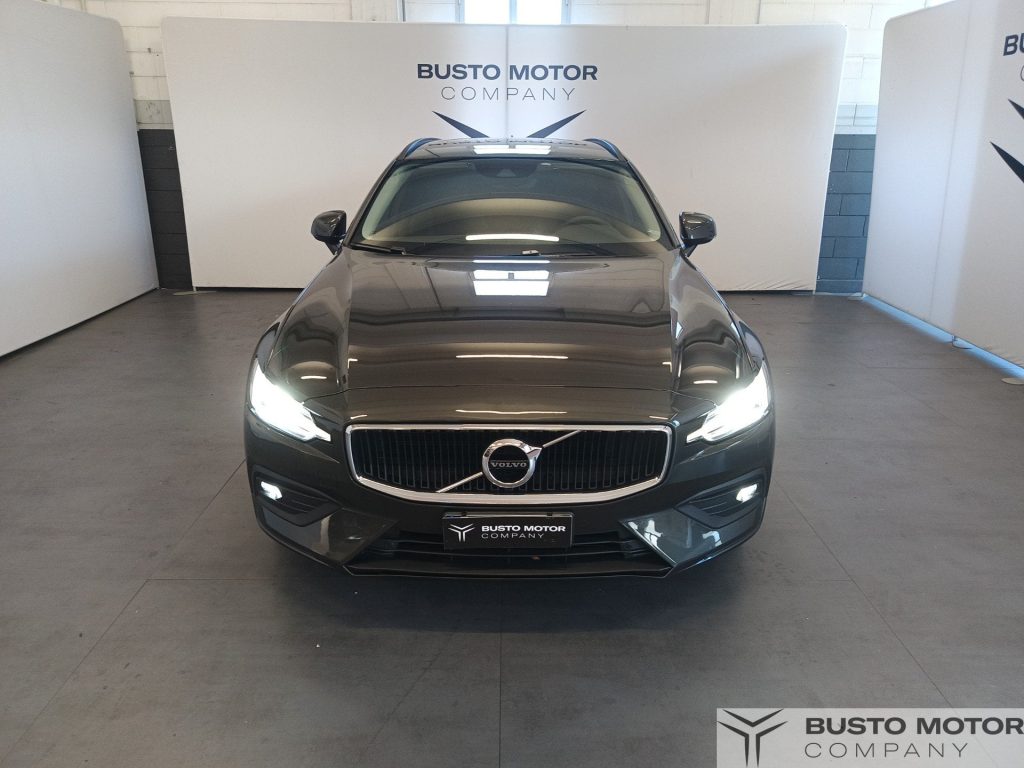 VOLVO V60 2.0 b4 Momentum Business Pro auto - 2
