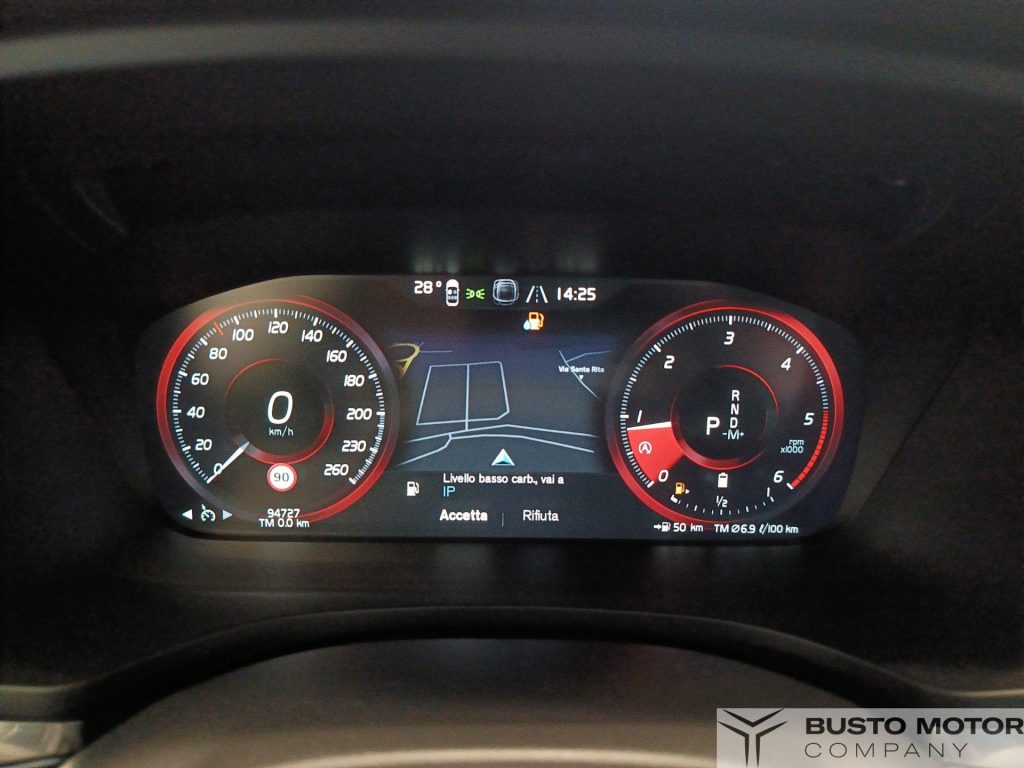 VOLVO V60 2.0 b4 Momentum Business Pro auto - 12
