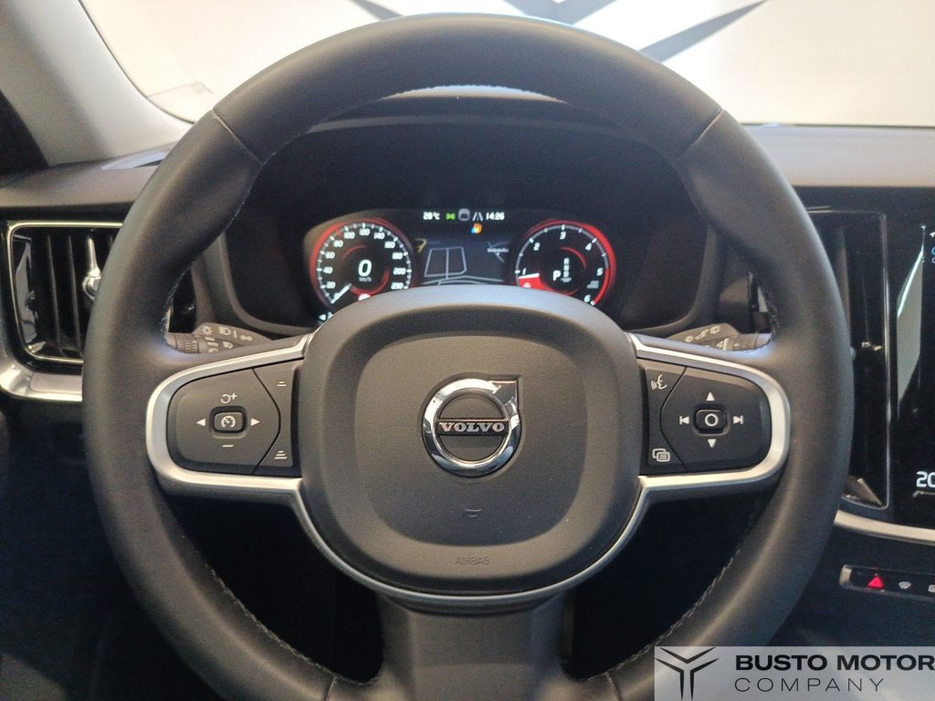 VOLVO V60 2.0 b4 Momentum Business Pro auto - 16