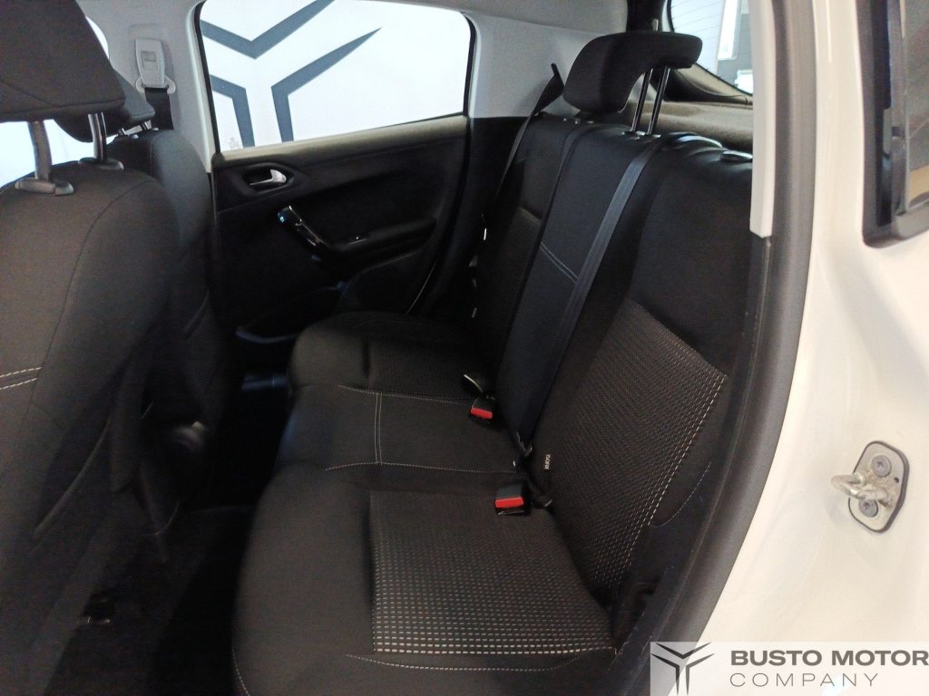 PEUGEOT 208 208 3p 1.2 puretech Allure 82cv - 9