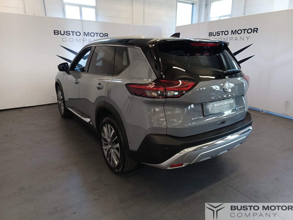 NISSAN X-Trail X-Trail 1.5 e-power Tekna Executive Pack e-4orce 4 - 6