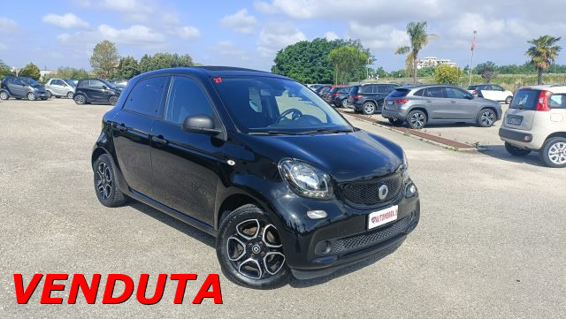 SMART ForFour Nero metallizzato