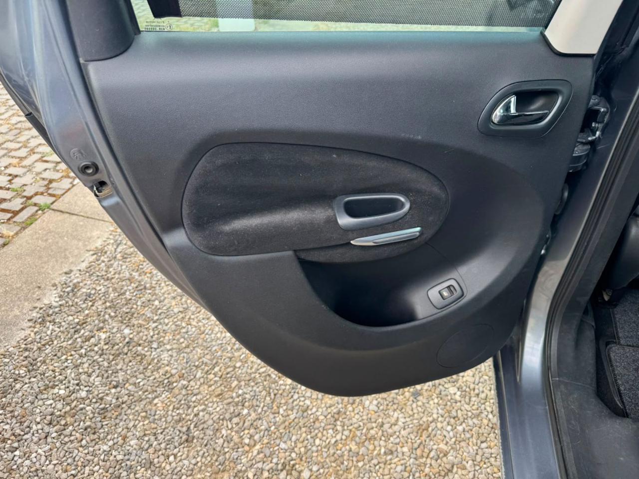 CITROEN C3 Picasso 1.4 VTi 95 Exclusive Style - 13