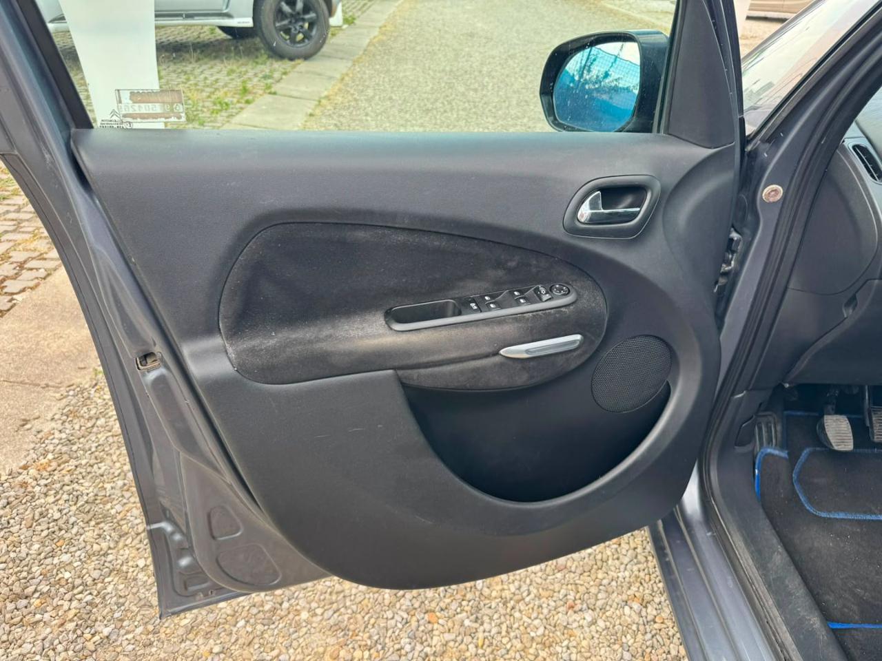 CITROEN C3 Picasso 1.4 VTi 95 Exclusive Style - 8