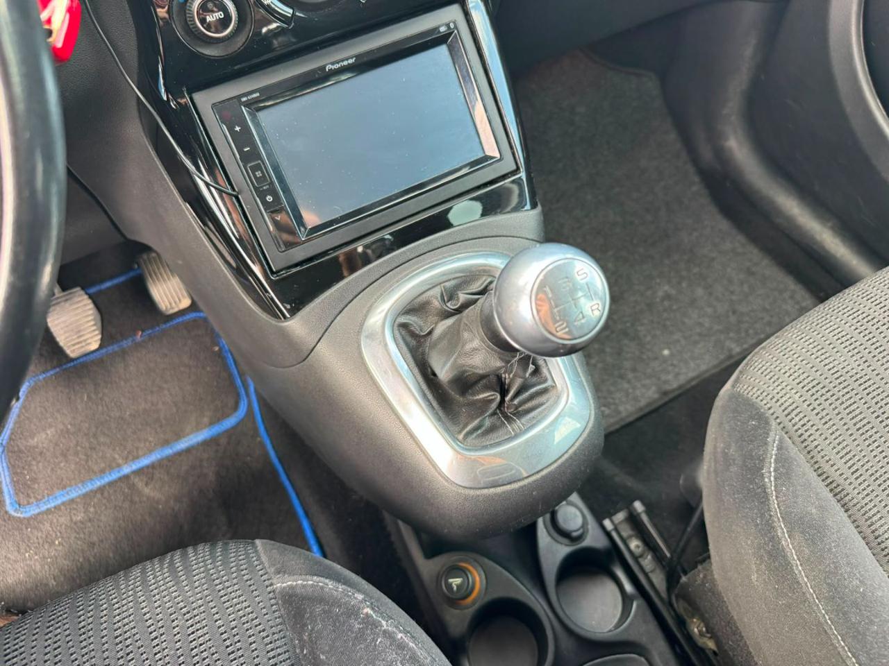 CITROEN C3 Picasso 1.4 VTi 95 Exclusive Style - 11