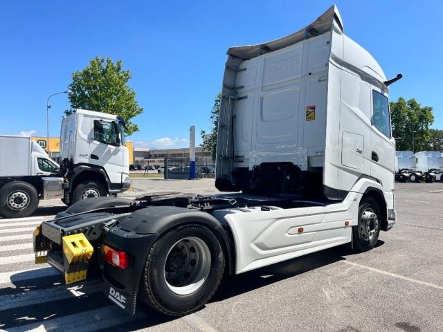 DAF  Bianco pastello