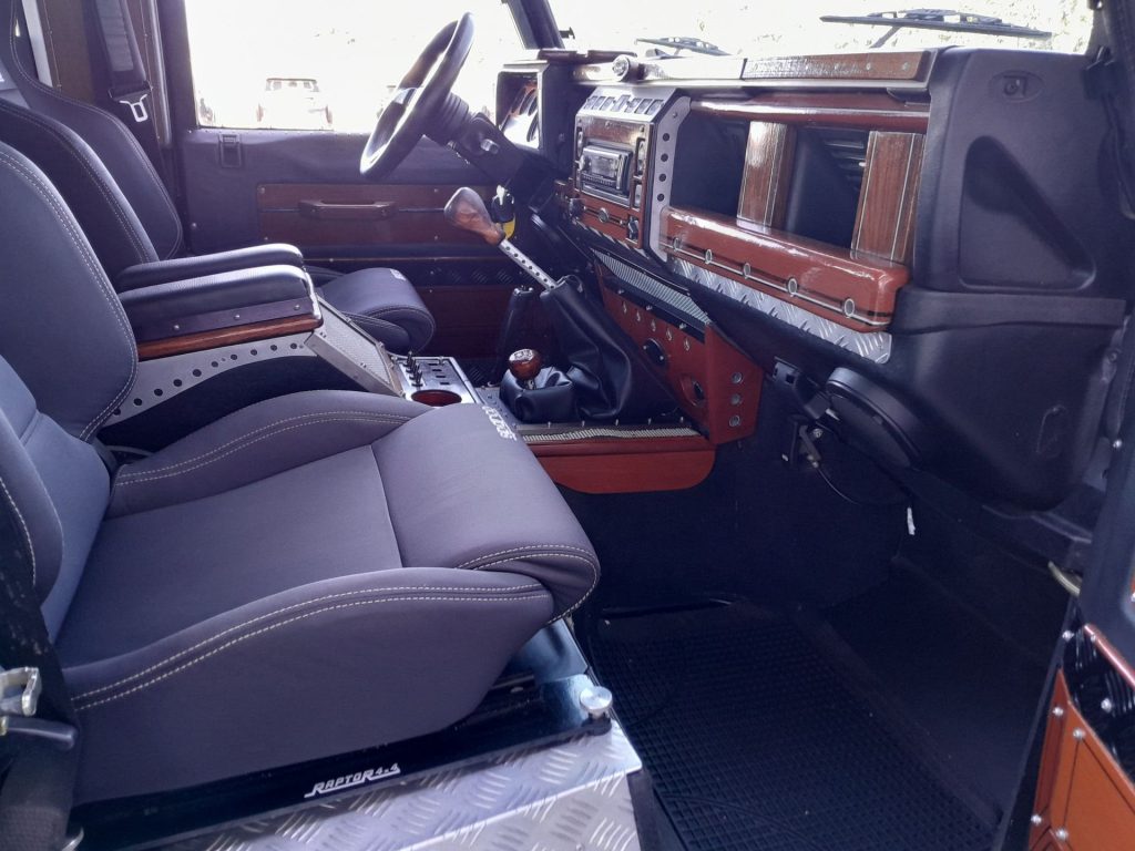 LAND ROVER Defender Defender 90 2.5 td5 - 24