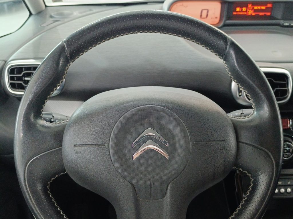 CITROEN C3 Picasso BlueHDi 100 Exclusive - 17