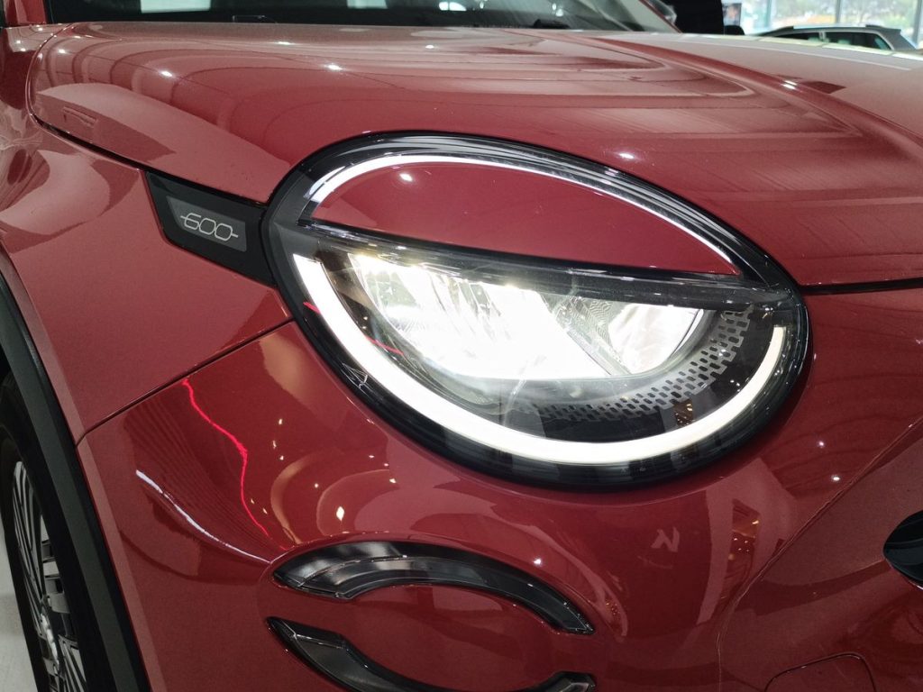 FIAT 600 Hybrid 110 CV DCT MHEV Pop - 21