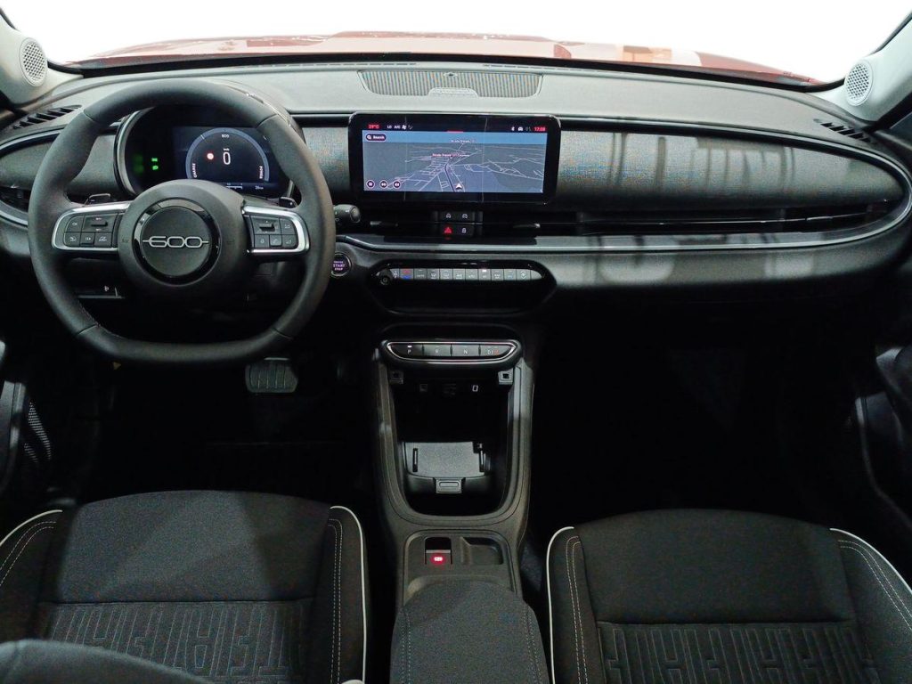 FIAT 600 Hybrid 110 CV DCT MHEV Business - 7