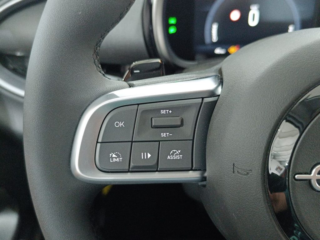 FIAT 600 Hybrid 110 CV DCT MHEV Business - 20