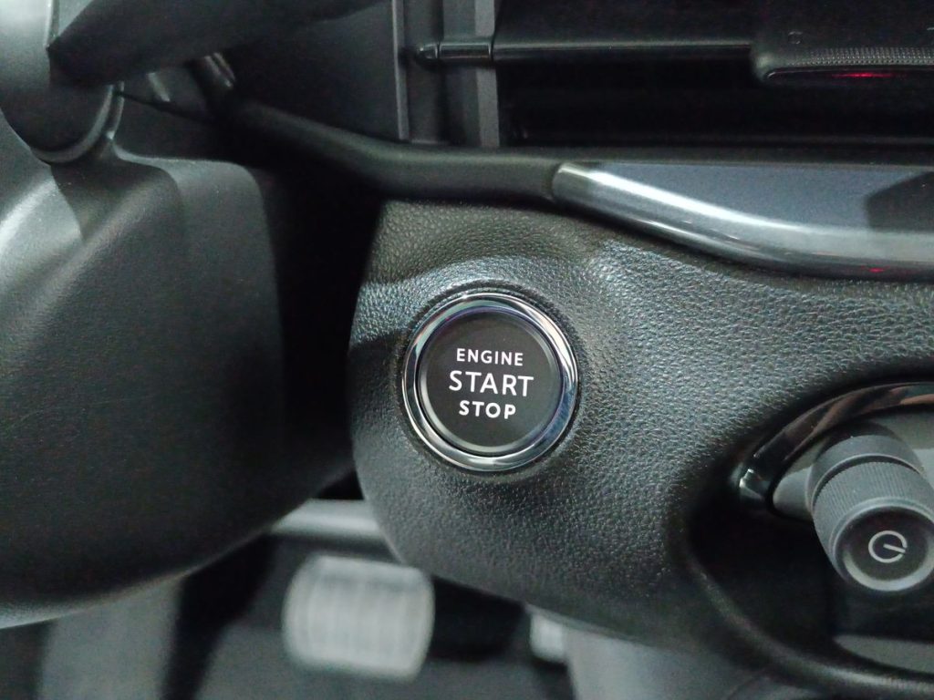 FIAT 600 Hybrid 110 CV DCT MHEV Business - 24