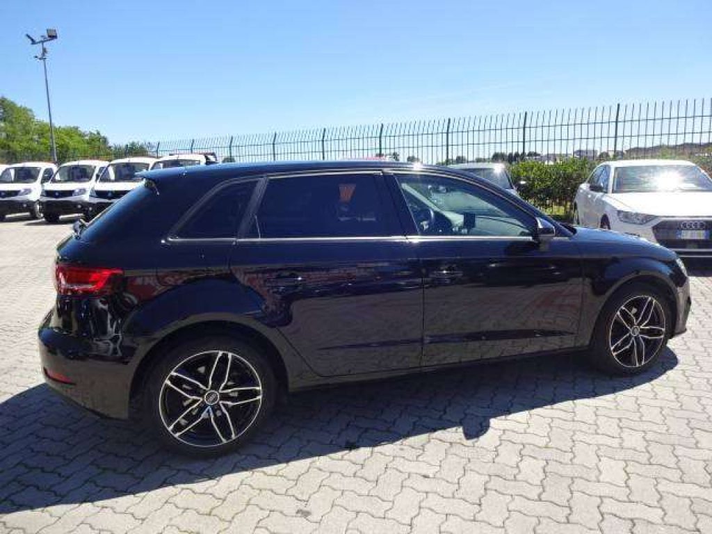 AUDI A3 Sportback 30 1.6 tdi 116cv s-tronic IVA ESPOSTA - 4
