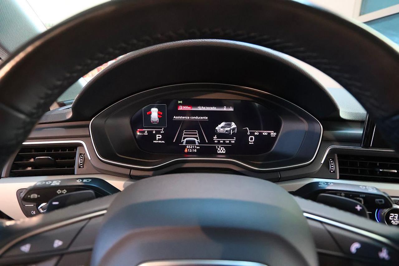 AUDI A4 40 TDI Avant Quattro S-Tronic Business Advanced - 30