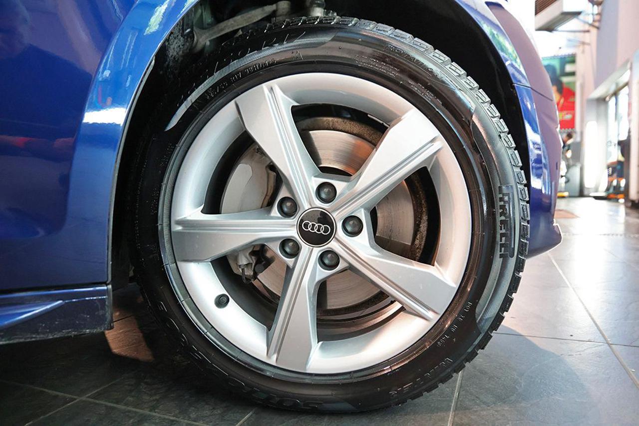 AUDI A4 40 TDI Avant Quattro S-Tronic Business Advanced - 6