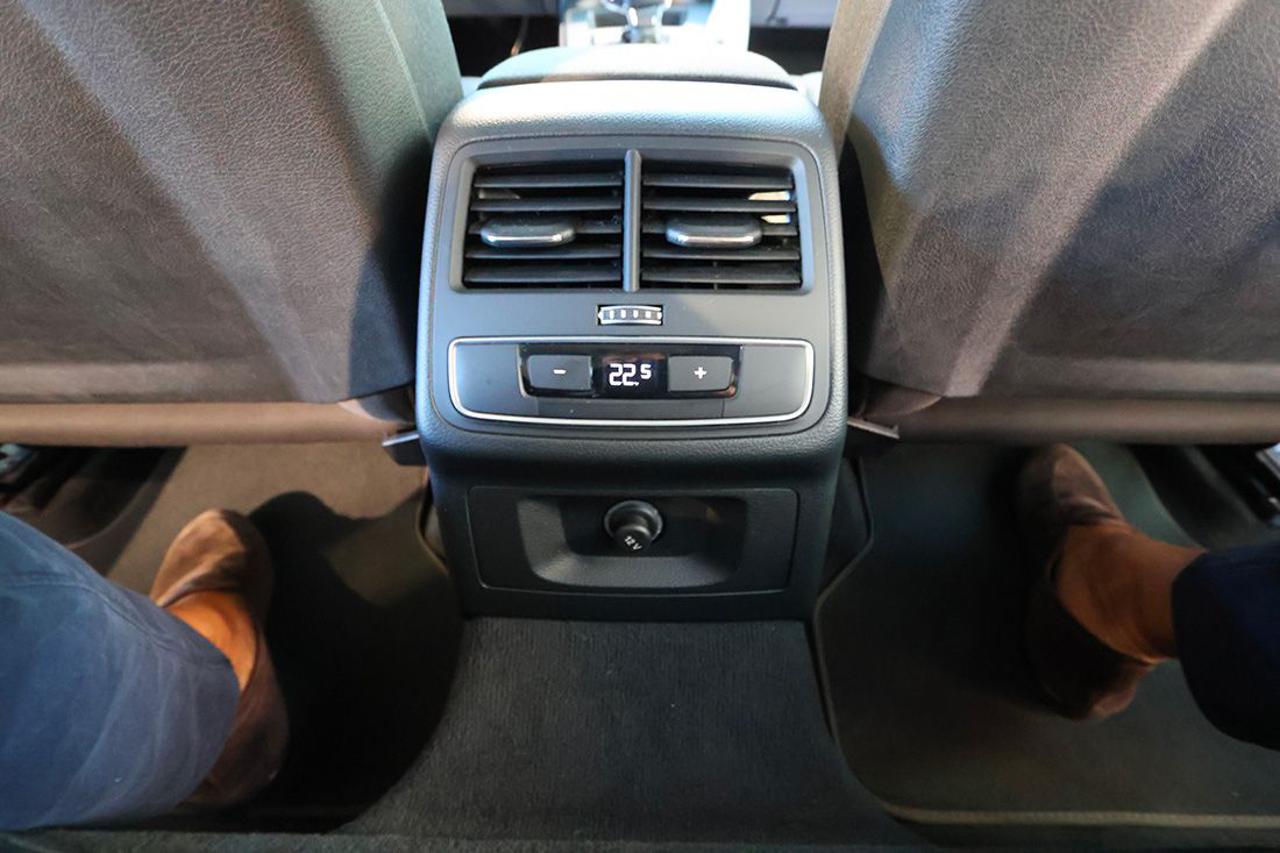 AUDI A4 40 TDI Avant Quattro S-Tronic Business Advanced - 35