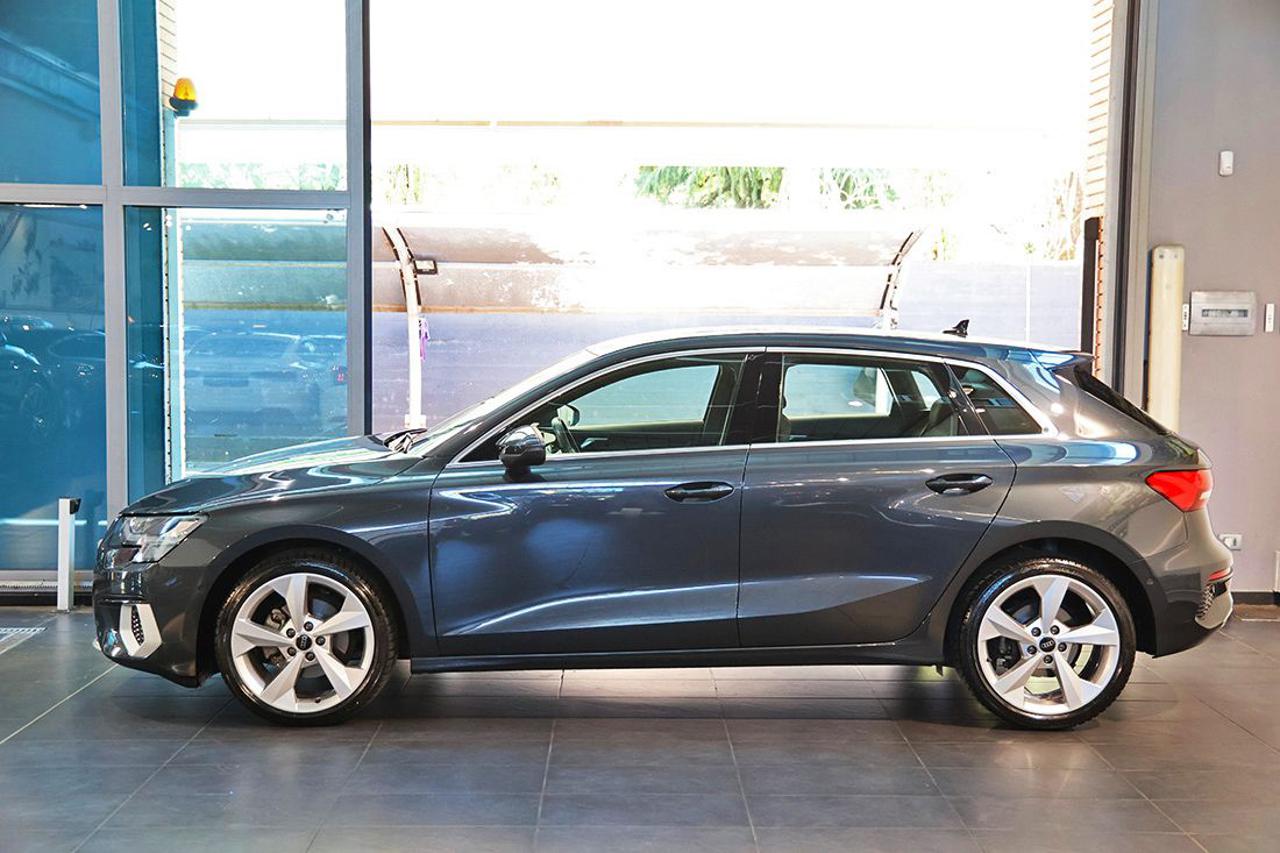 AUDI A3 35 TDI Sportback S-Tronic Business Advanced - 3
