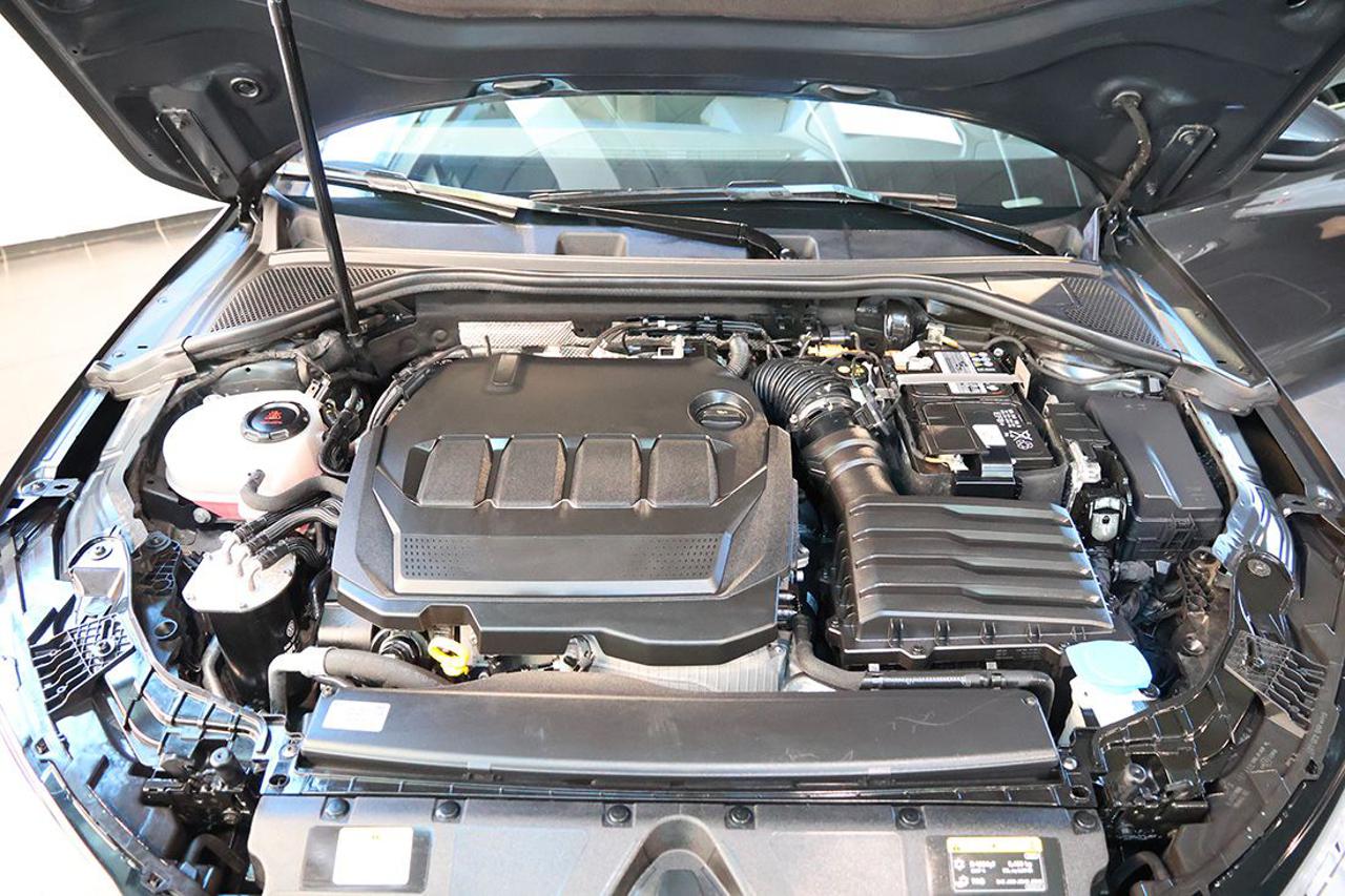 AUDI A3 35 TDI Sportback S-Tronic Business Advanced - 11