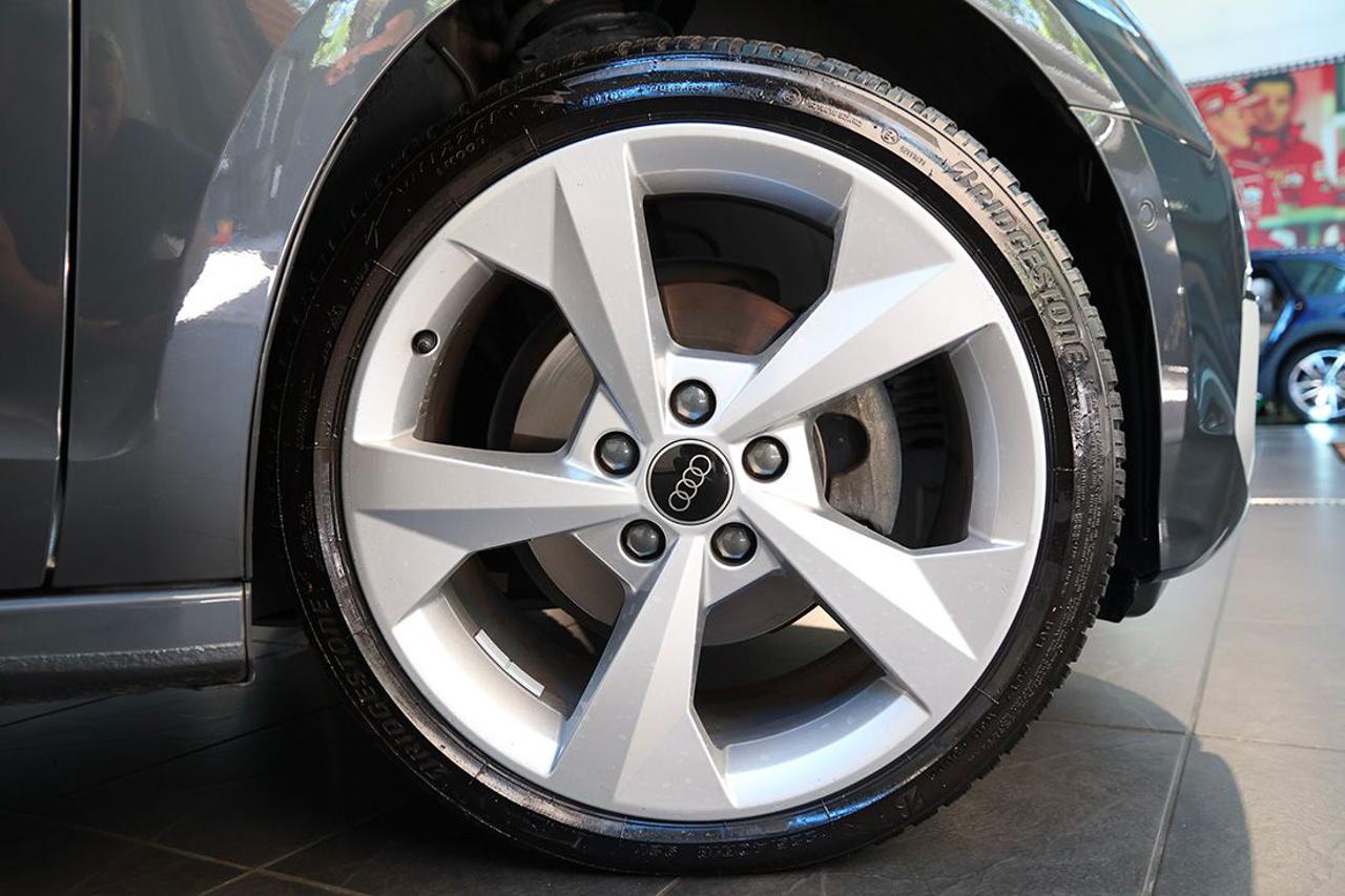 AUDI A3 35 TDI Sportback S-Tronic Business Advanced - 6