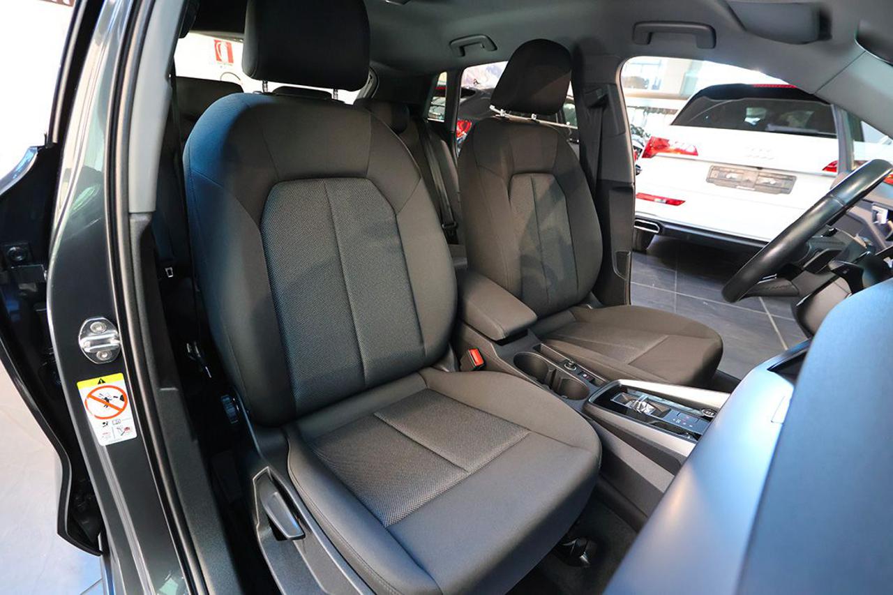 AUDI A3 35 TDI Sportback S-Tronic Business Advanced - 16