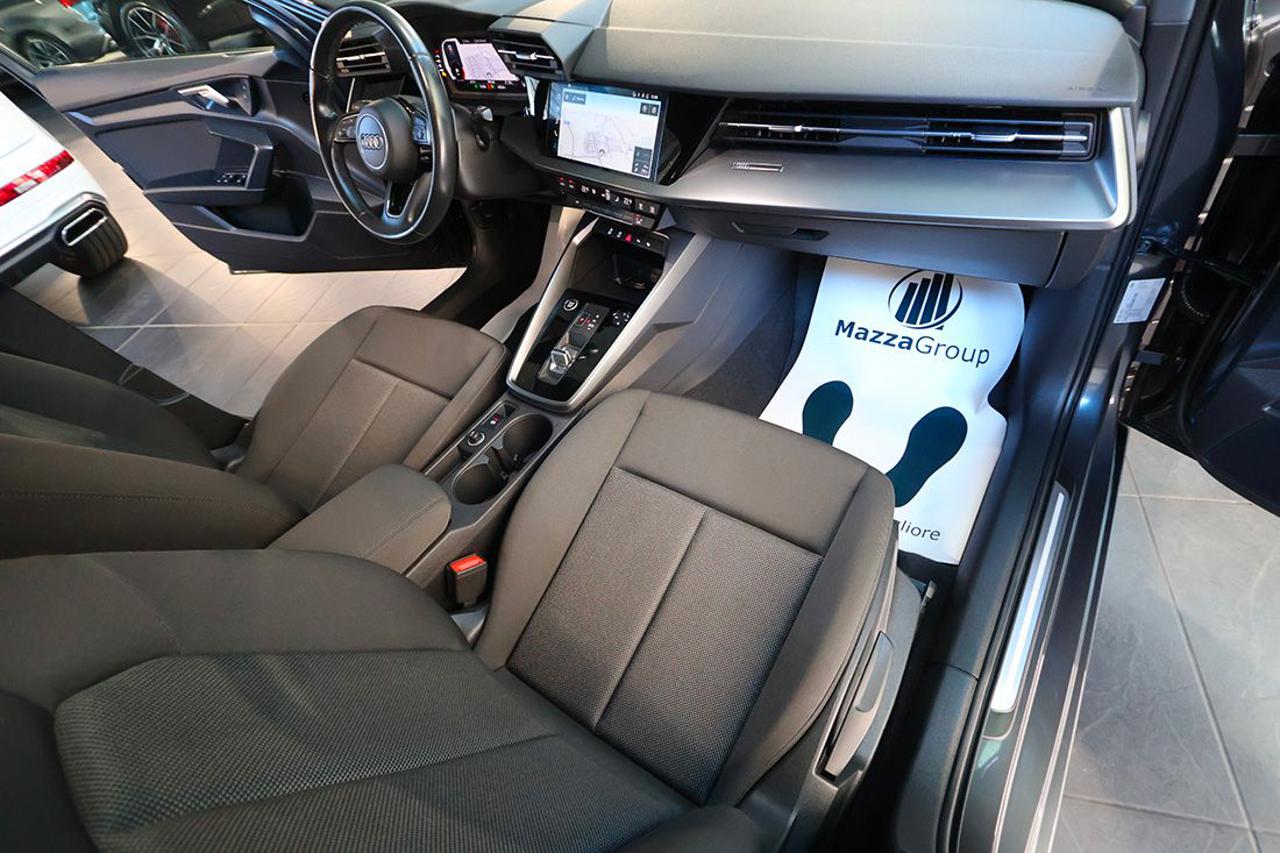 AUDI A3 35 TDI Sportback S-Tronic Business Advanced - 15