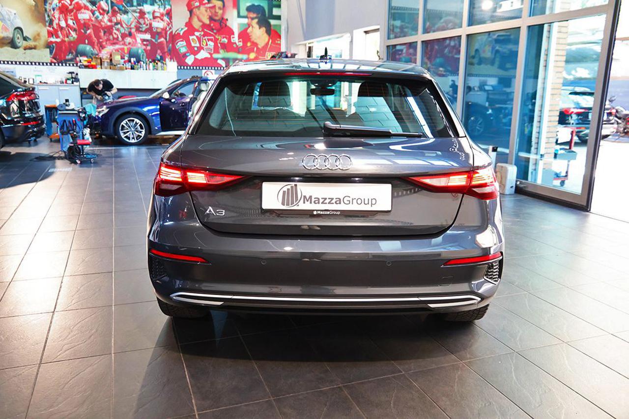 AUDI A3 35 TDI Sportback S-Tronic Business Advanced - 8