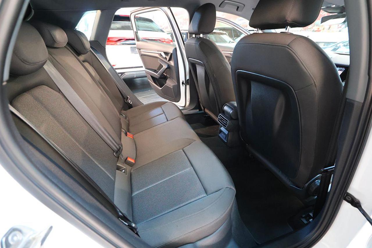 AUDI A3 30 TDI Sportback S-Tronic Business - 18