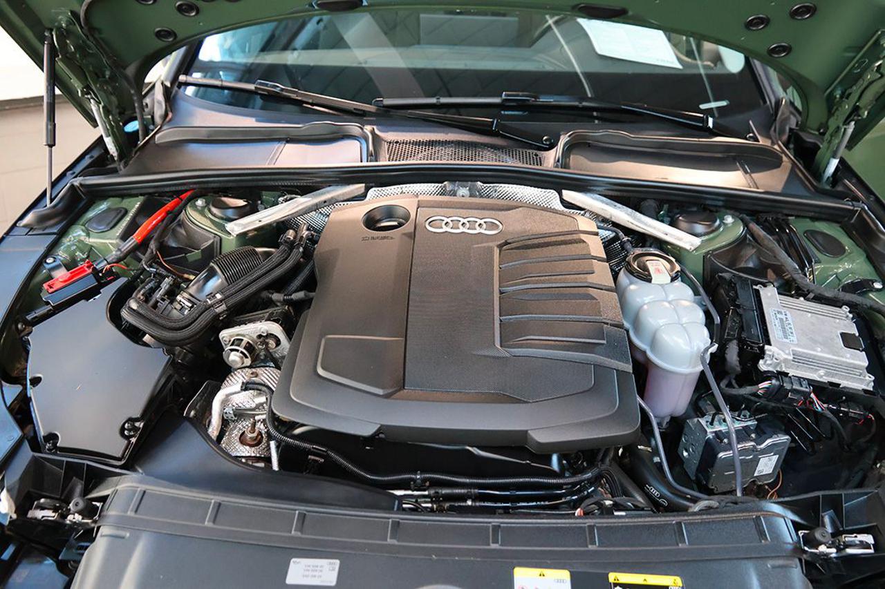 AUDI A4 30 TDI Avant S-Tronic Business Advanced - 11