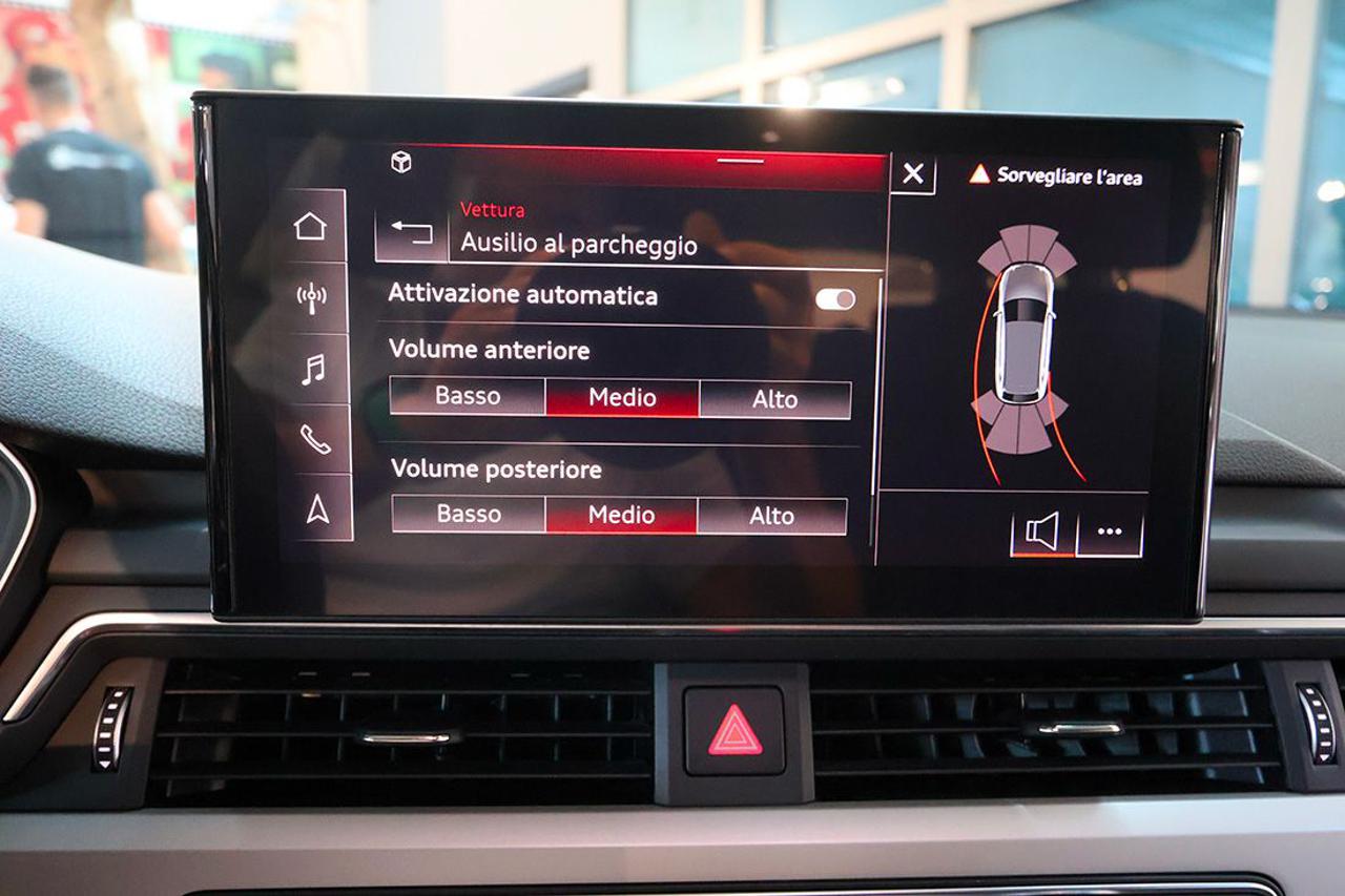 AUDI A4 30 TDI Avant S-Tronic Business Advanced - 25