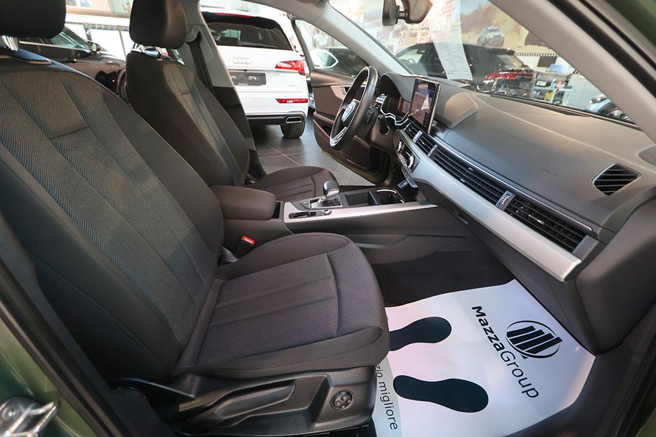 AUDI A4 30 TDI Avant S-Tronic Business Advanced - 40