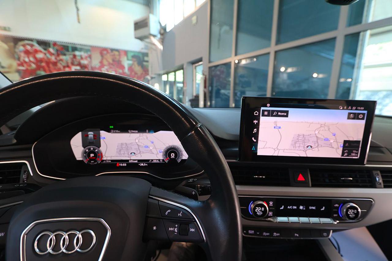 AUDI A4 30 TDI Avant S-Tronic Business Advanced - 33