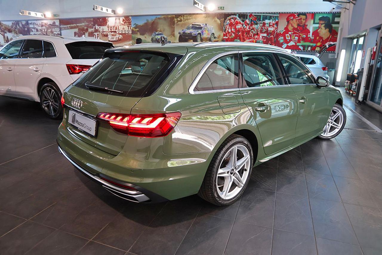 AUDI A4 30 TDI Avant S-Tronic Business Advanced - 9