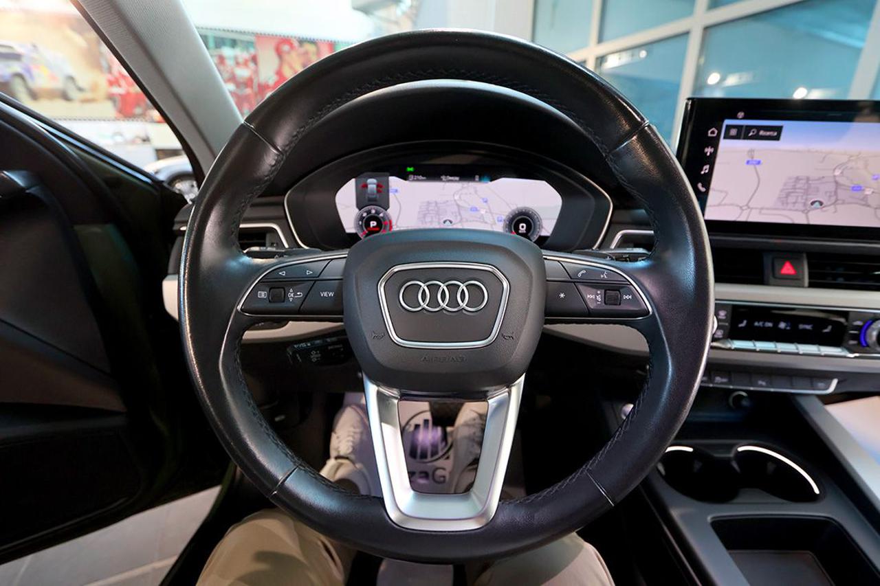 AUDI A4 30 TDI Avant S-Tronic Business Advanced - 21