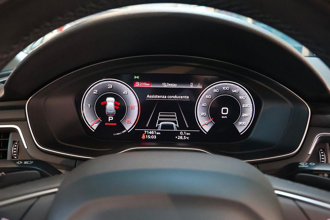 AUDI A4 30 TDI Avant S-Tronic Business Advanced - 31