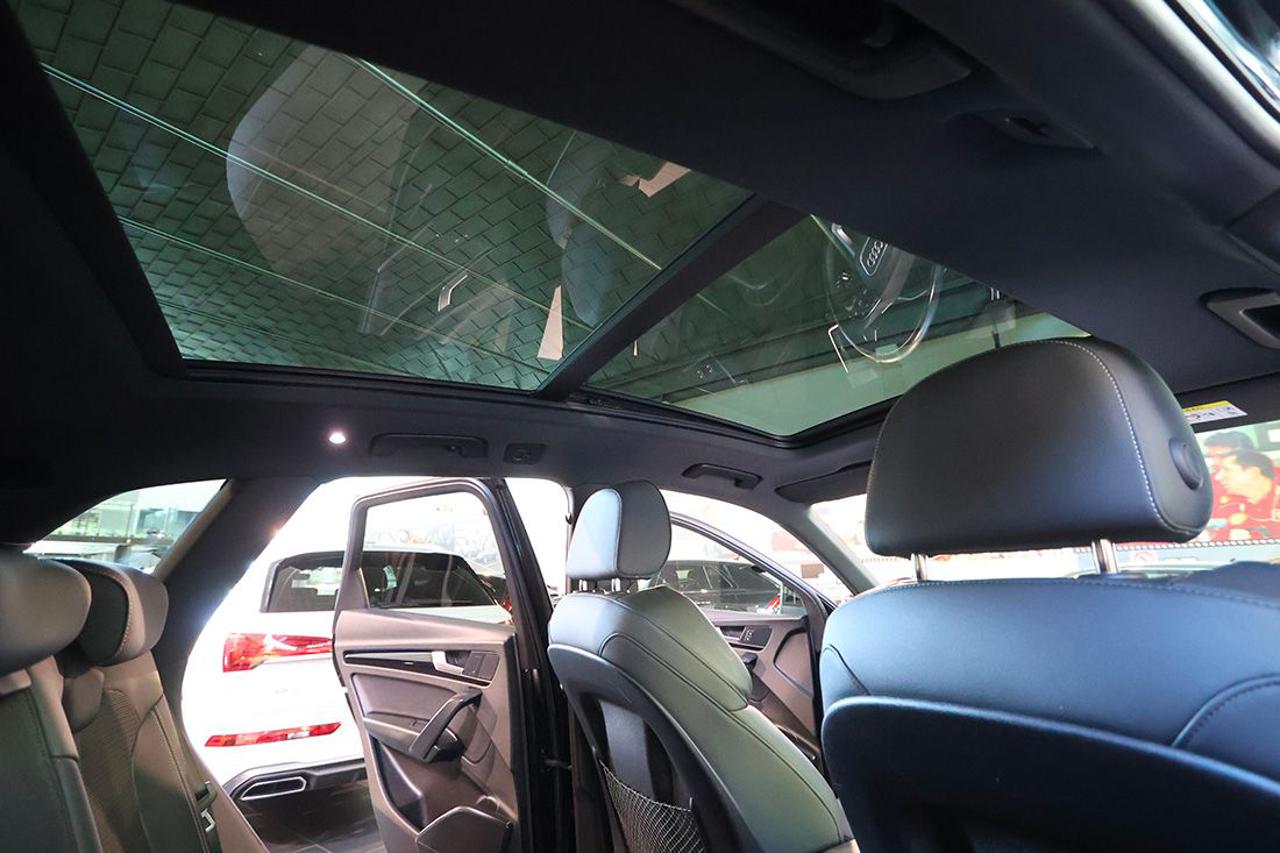 AUDI Q5 40 TDI Quattro S-Tronic S-Line Plus - 23
