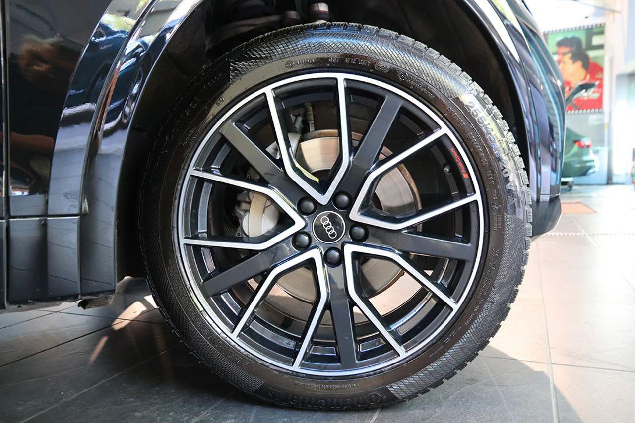 AUDI Q5 40 TDI Quattro S-Tronic S-Line Plus - 6