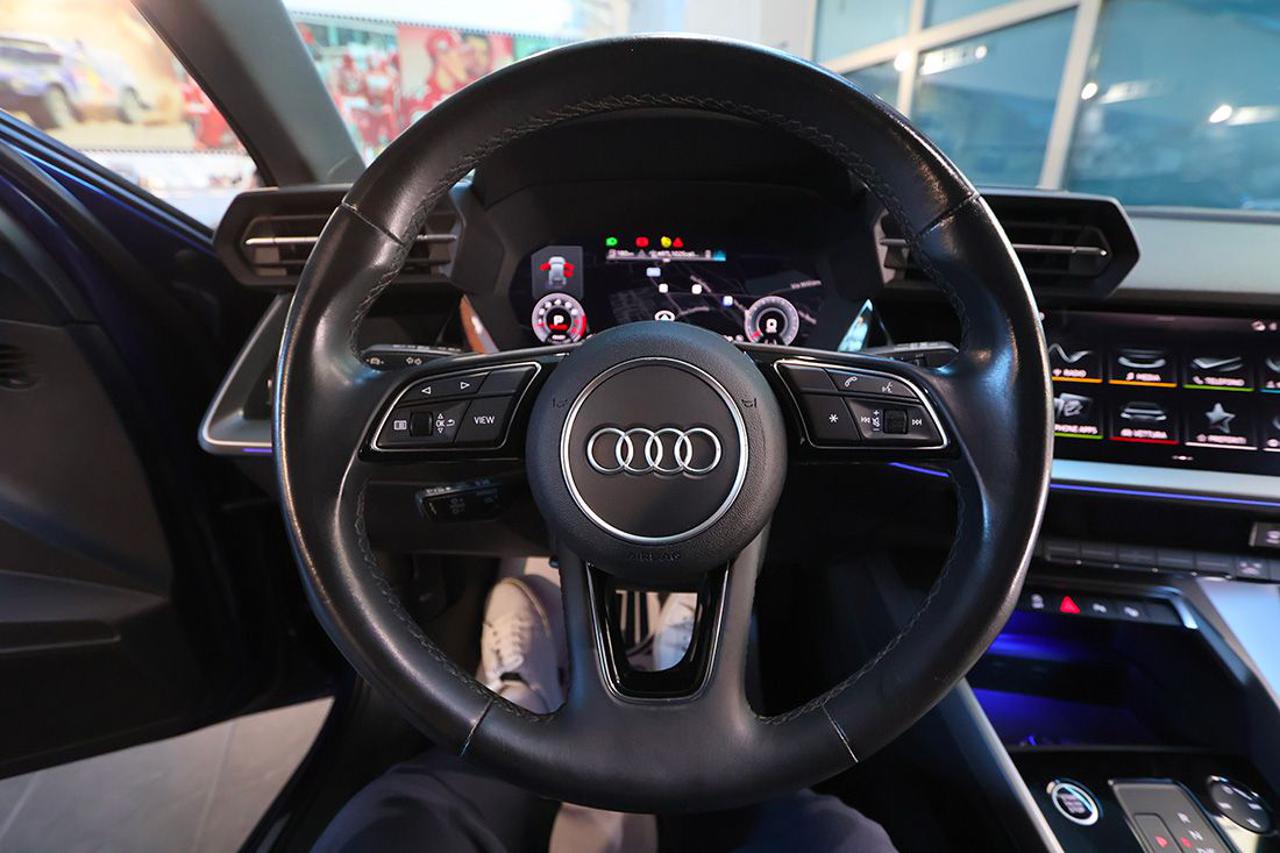 AUDI A3 35 TFSI Sportback S-Tronic S-Line - 20