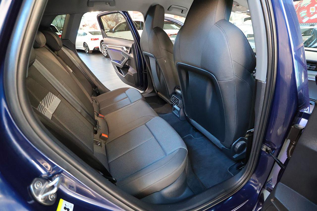 AUDI A3 35 TFSI Sportback S-Tronic S-Line - 18
