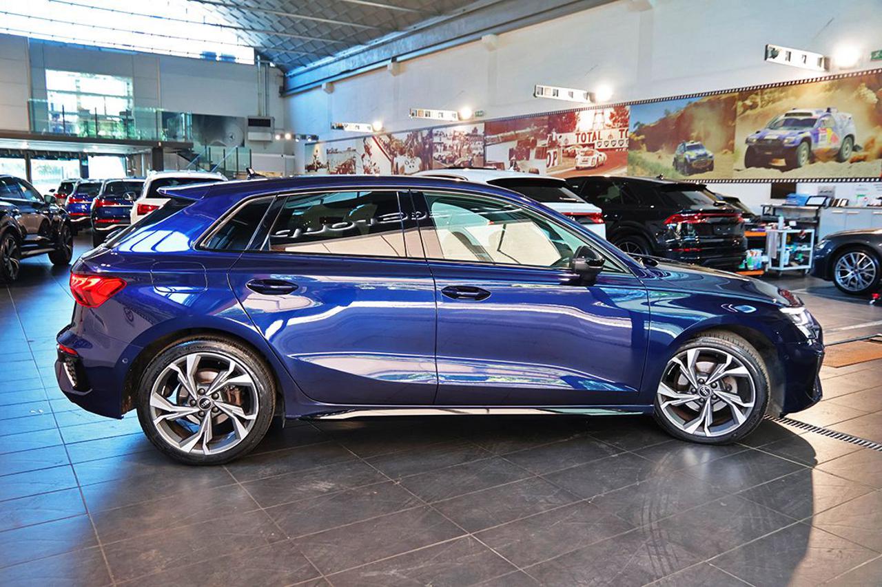 AUDI A3 35 TFSI Sportback S-Tronic S-Line - 10