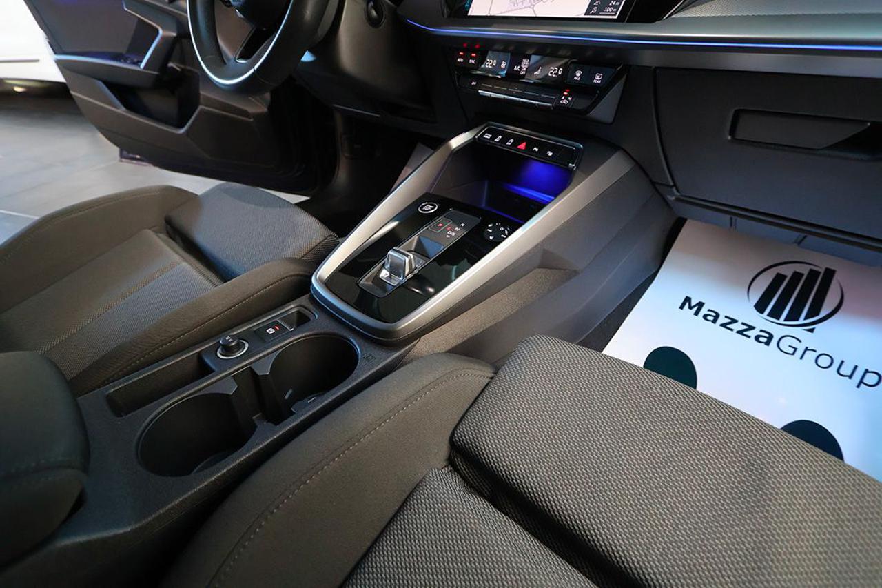 AUDI A3 35 TFSI Sportback S-Tronic S-Line - 33