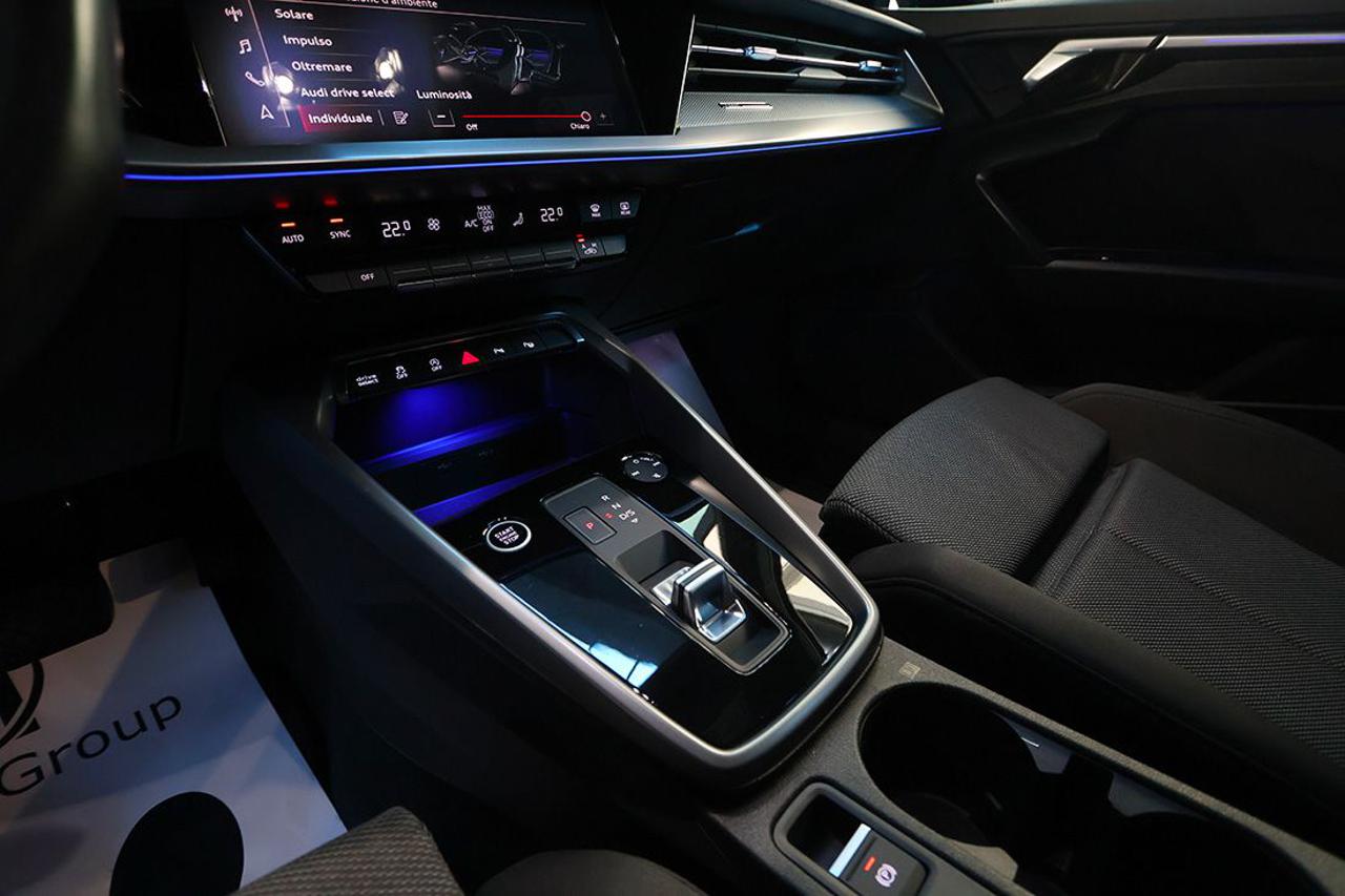 AUDI A3 35 TFSI Sportback S-Tronic S-Line - 36