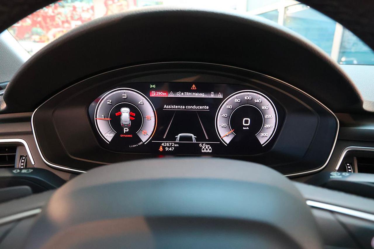 AUDI A4 35 TDI Avant S-Tronic Business Advanced - 31