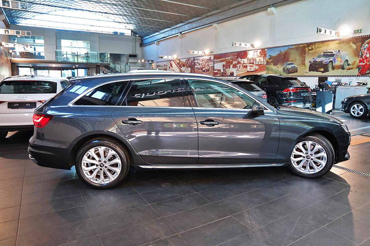 AUDI A4 35 TDI Avant S-Tronic Business Advanced - 10