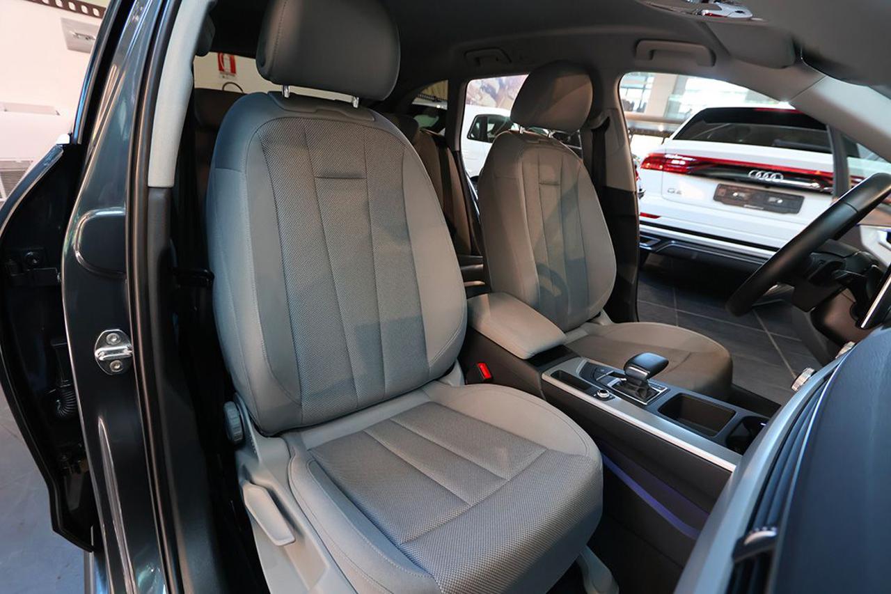 AUDI A4 35 TDI Avant S-Tronic Business Advanced - 17