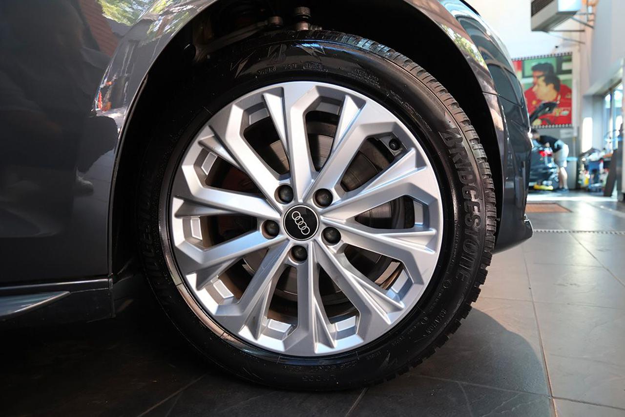AUDI A4 35 TDI Avant S-Tronic Business Advanced - 6