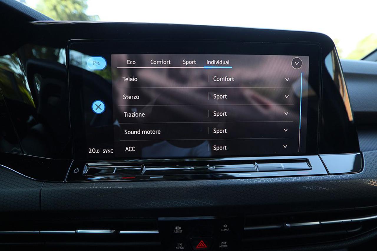 VOLKSWAGEN Golf 2.0 TSI DSG GTI - 25